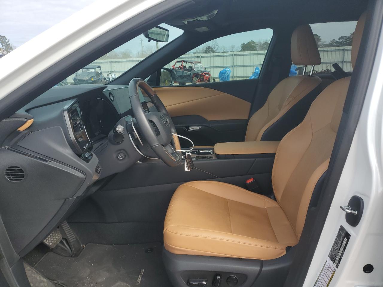 2024 Lexus RX - Image 7