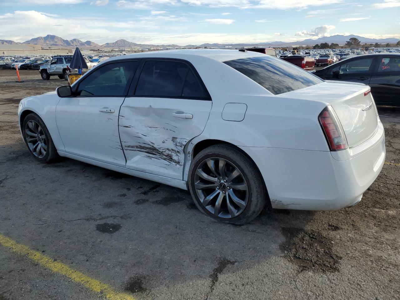 2014 Chrysler 300 - Image 2