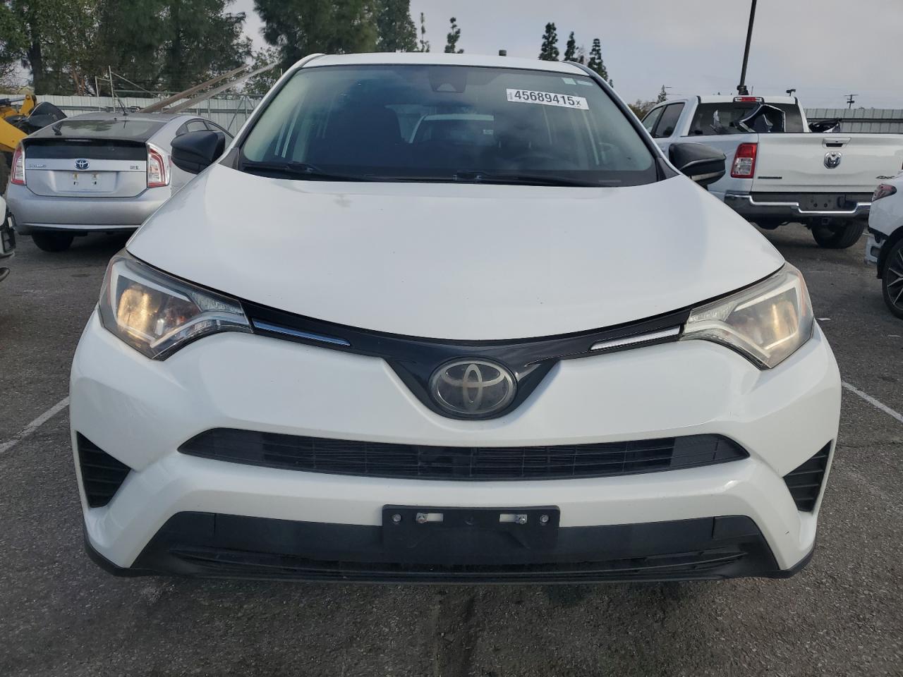 2018 Toyota RAV 4 - Image 5