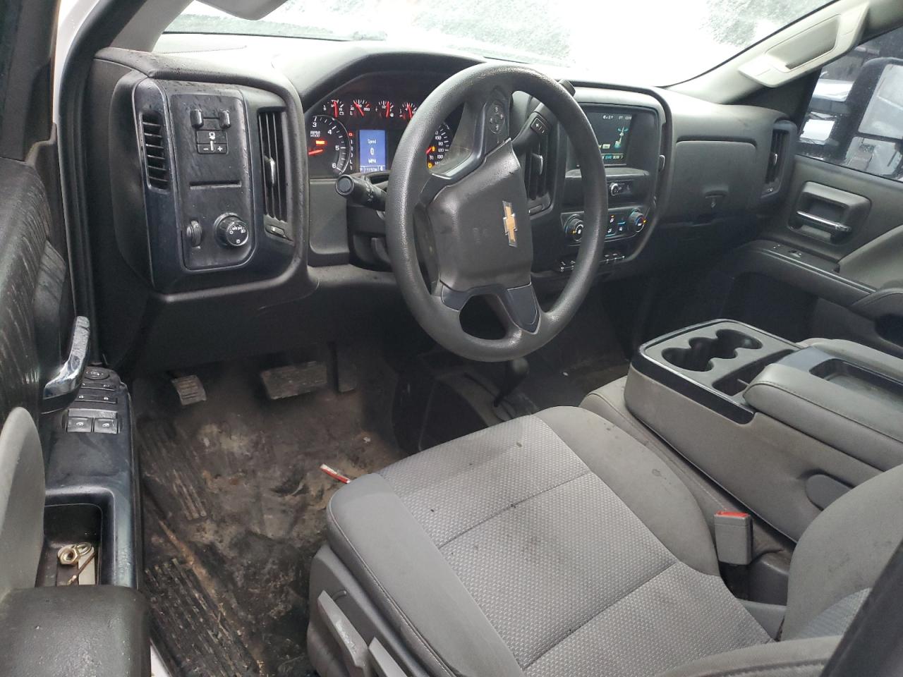2018 Chevrolet Silverado - Image 8