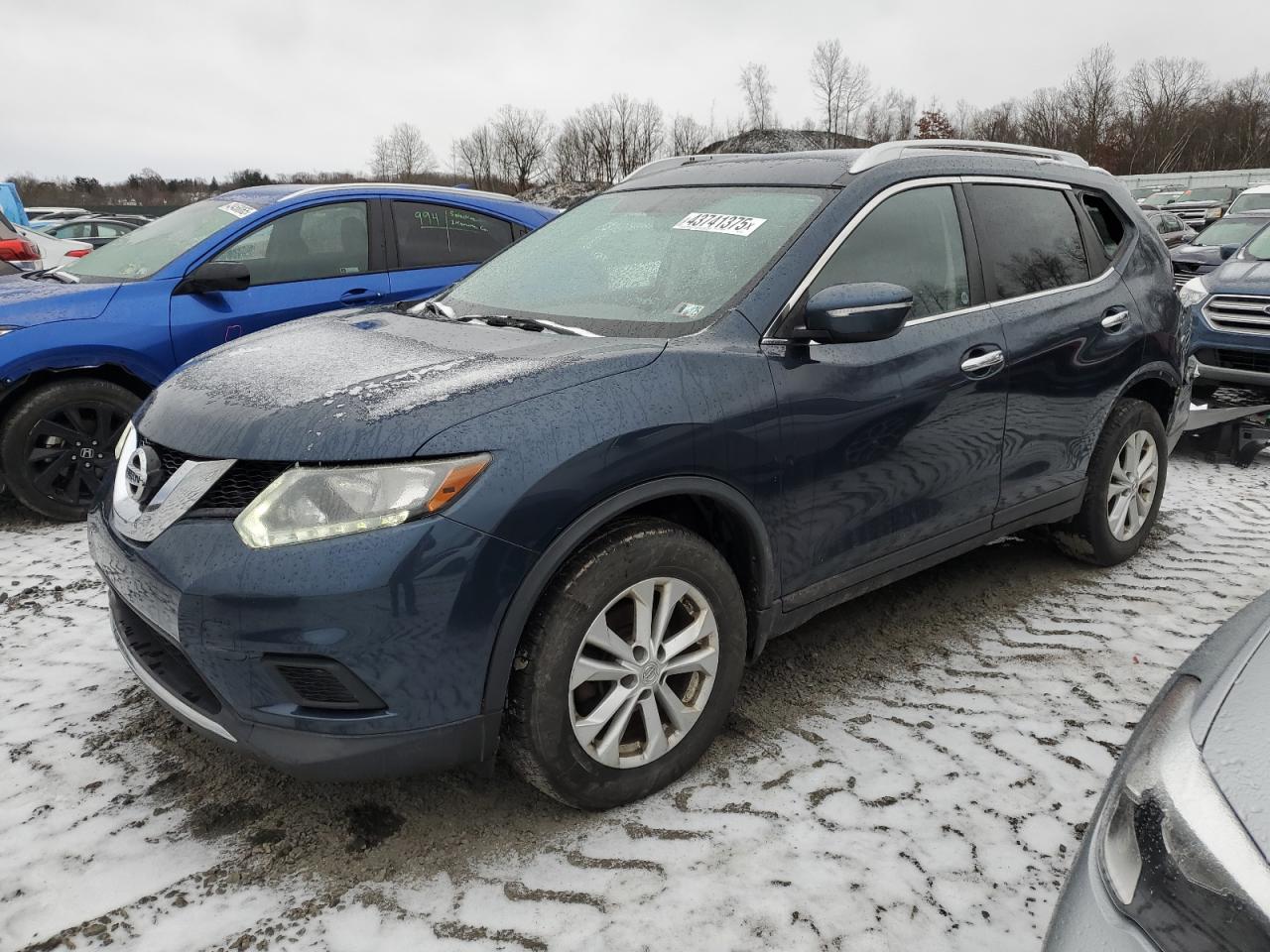 2015 Nissan Rogue - Image 1