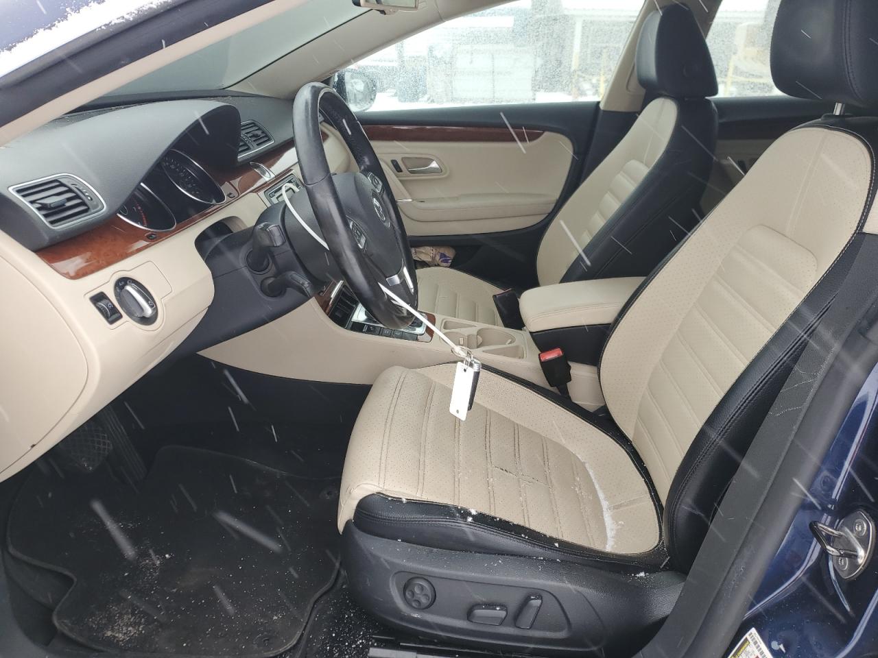 2012 Volkswagen Passat CC - Image 7