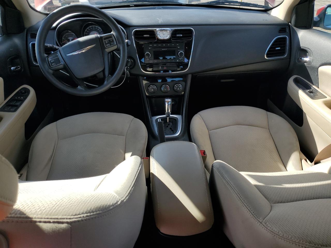 2011 Chrysler 200 - Image 8