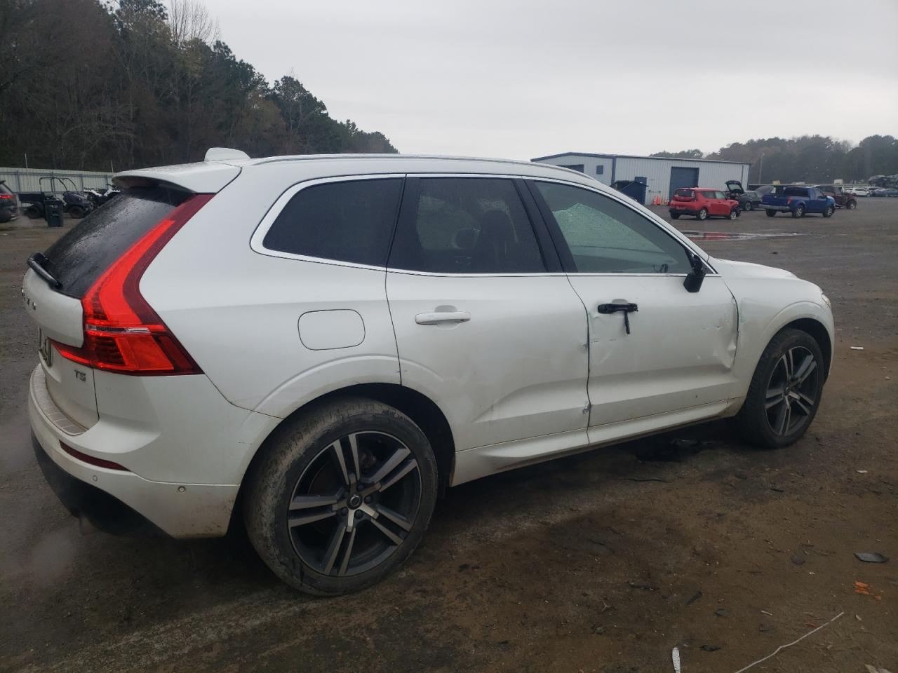 2019 Volvo XC60 - Image 3