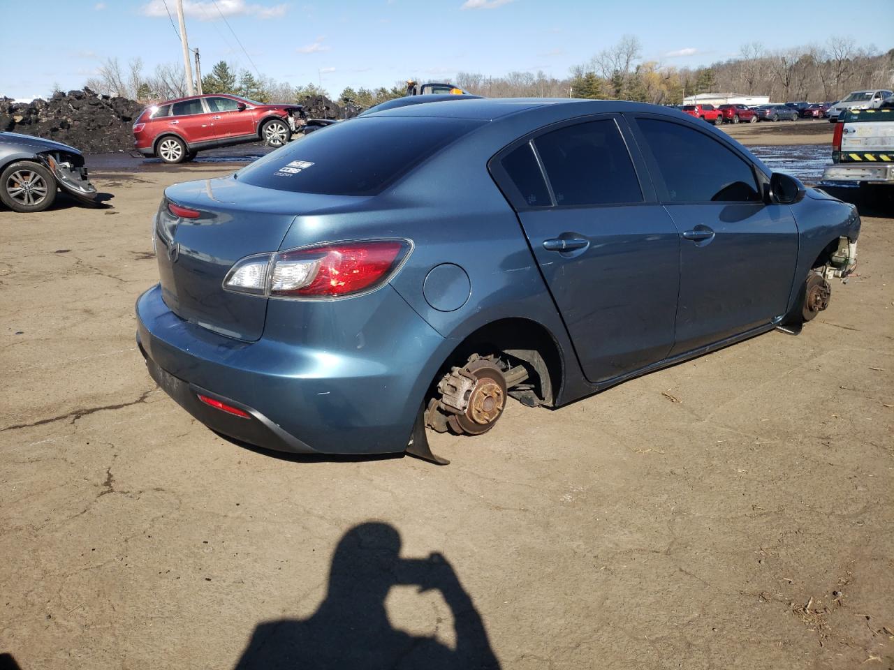 2010 Mazda 3 - Image 3