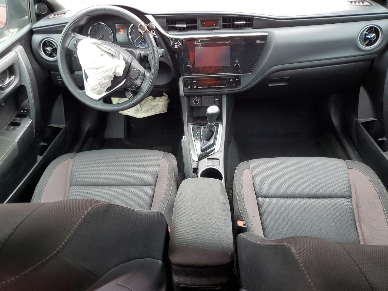 2018 Toyota Corolla - Image 8