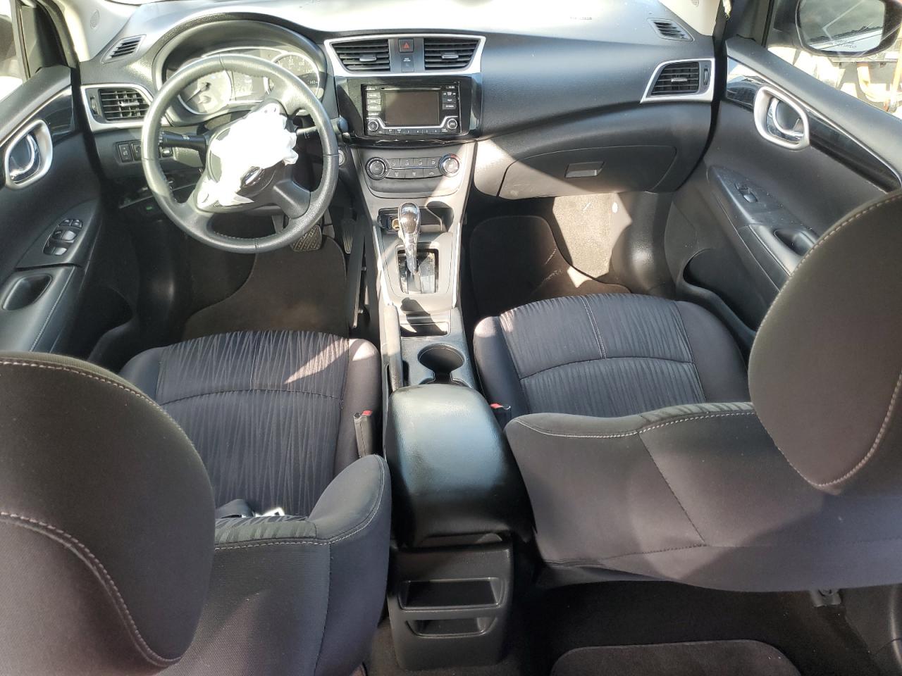 2016 Nissan Sentra - Image 8