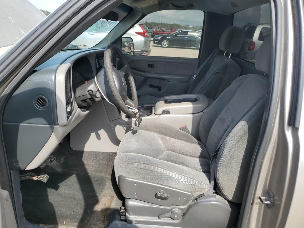 2000 Chevrolet Silverado - Image 7