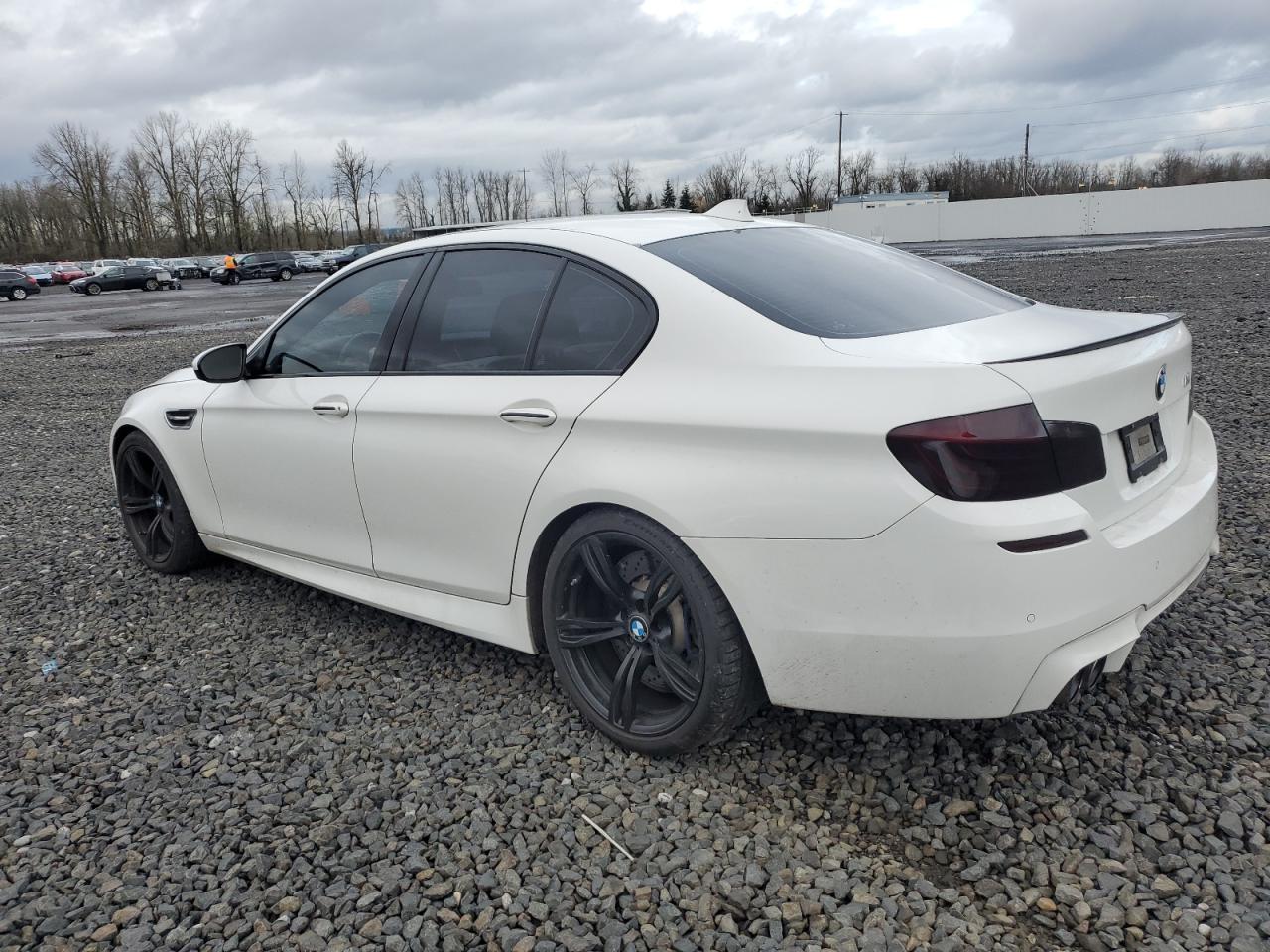 2015 BMW M5 - Image 2