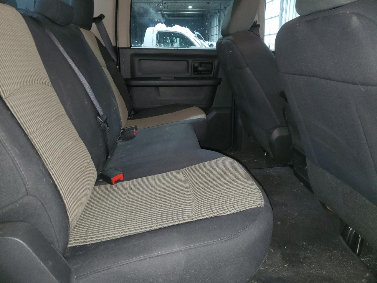 2012 Dodge RAM - Image 10