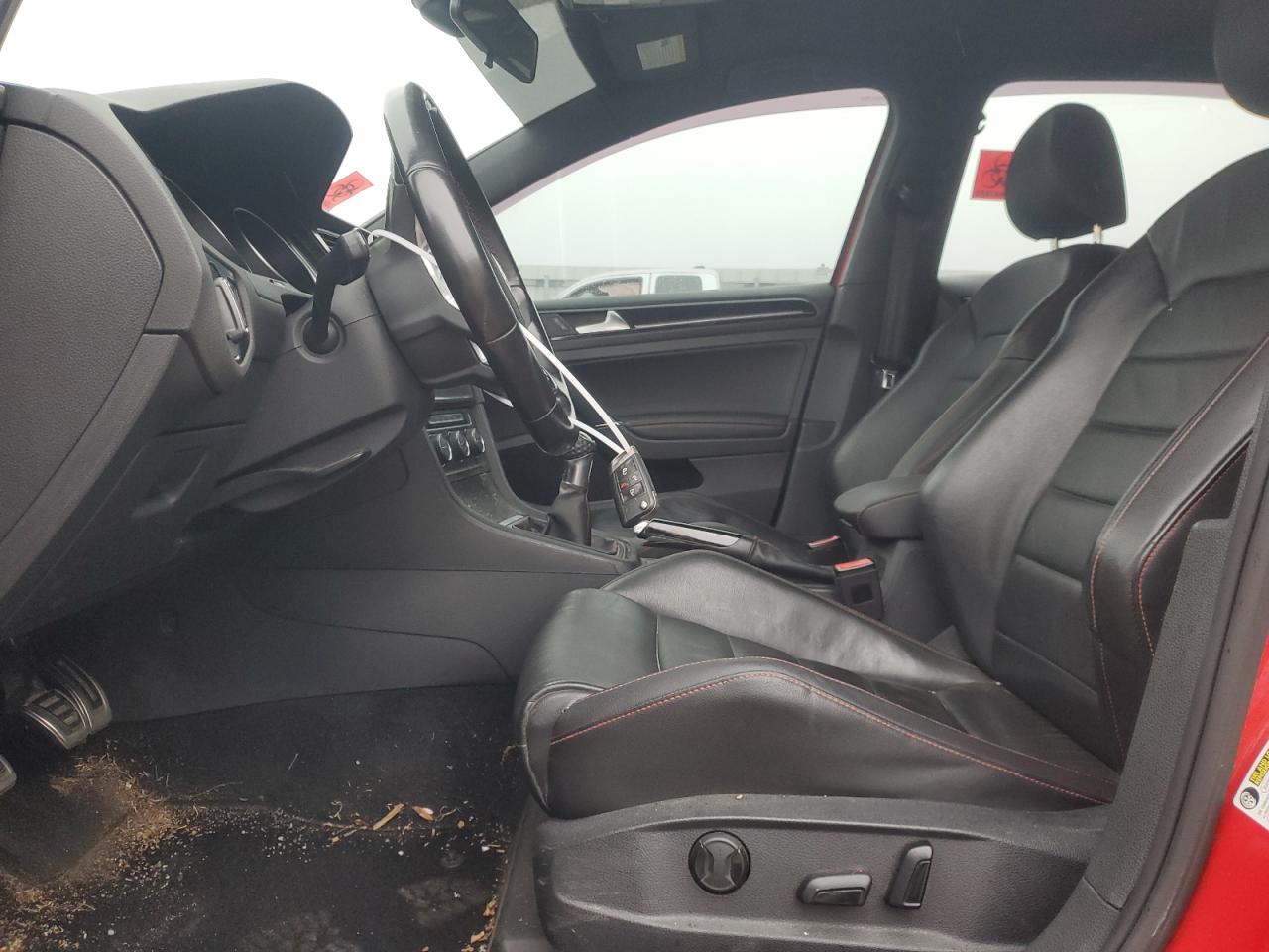 2016 Volkswagen GTI - Image 7