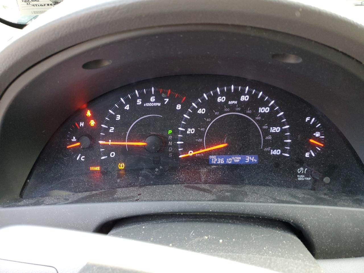 2011 Toyota Camry - Image 9