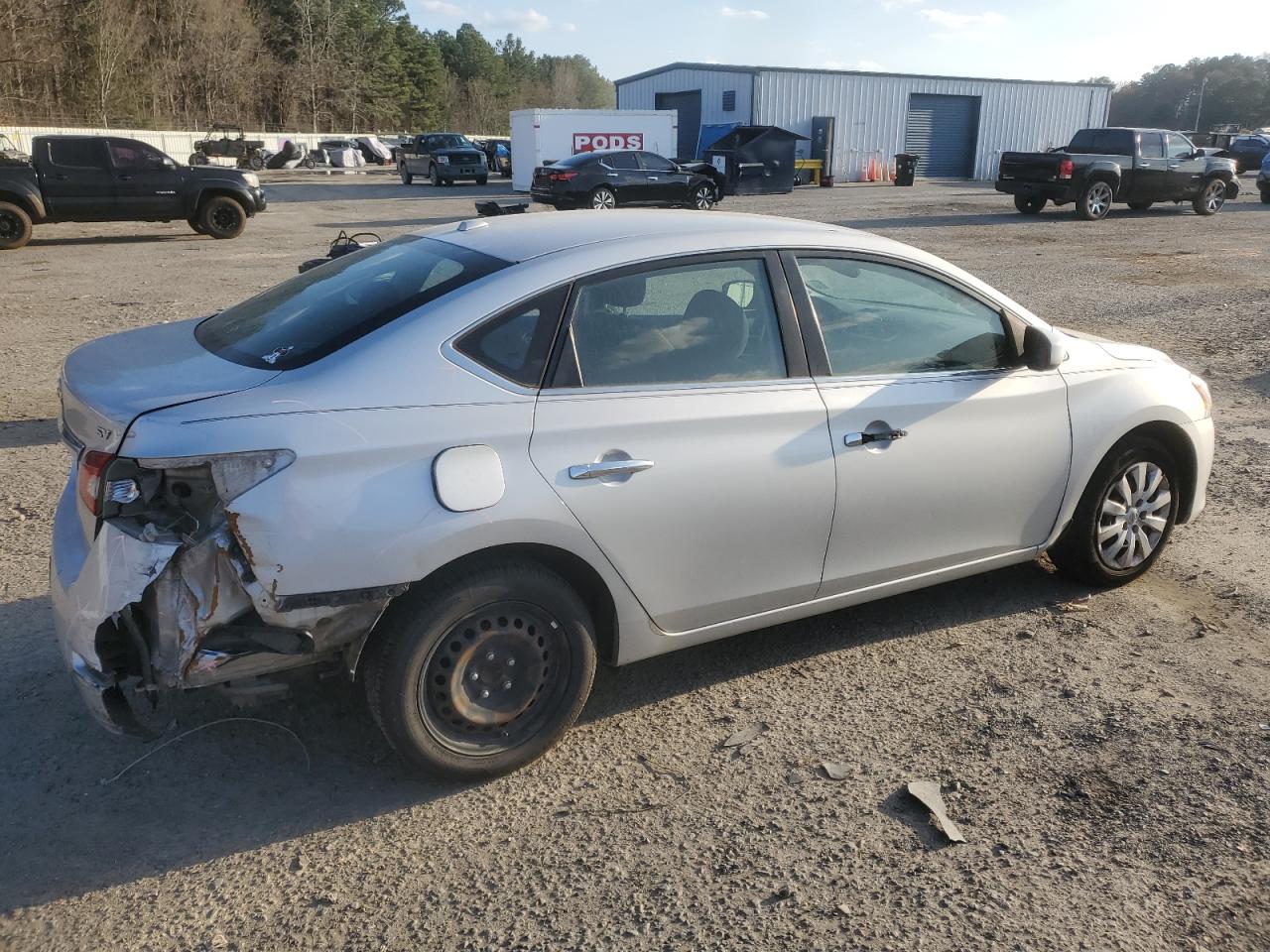 2015 Nissan Sentra - Image 3
