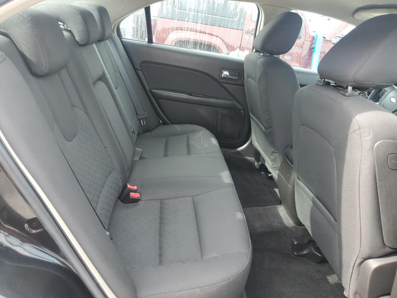 2010 Ford Fusion - Image 10