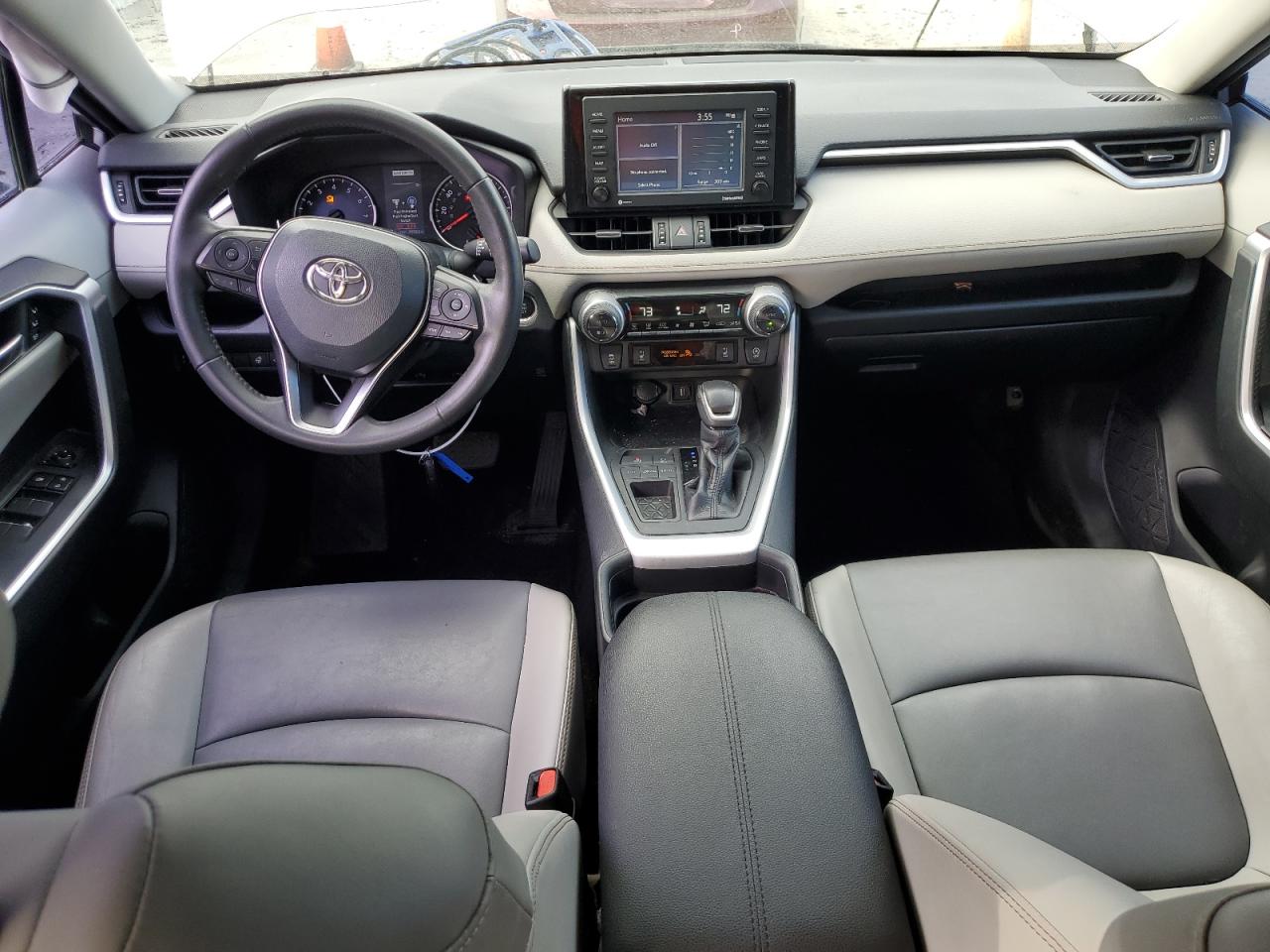 2020 Toyota RAV 4 - Image 8