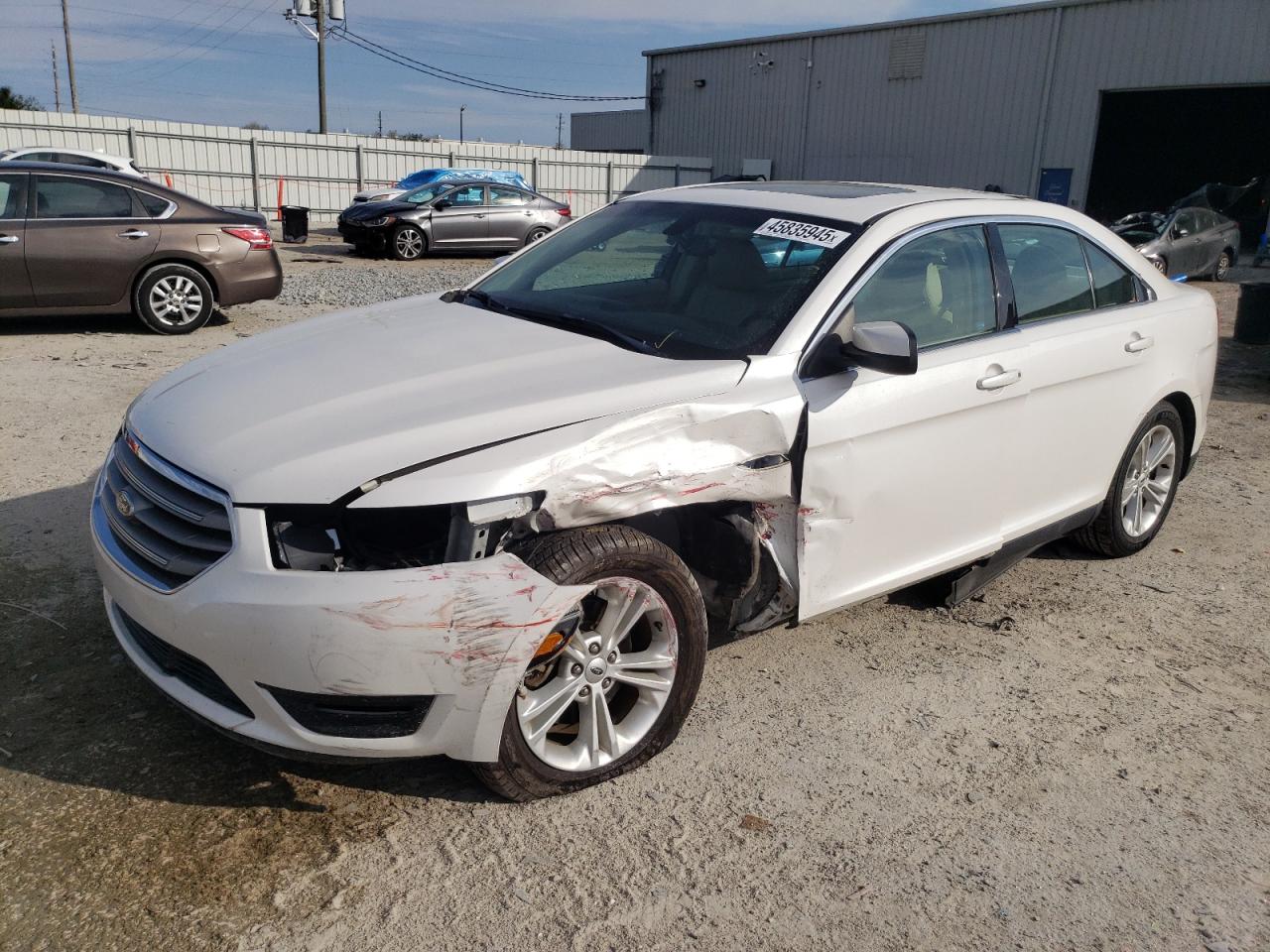 2016 Ford Taurus - Image 1