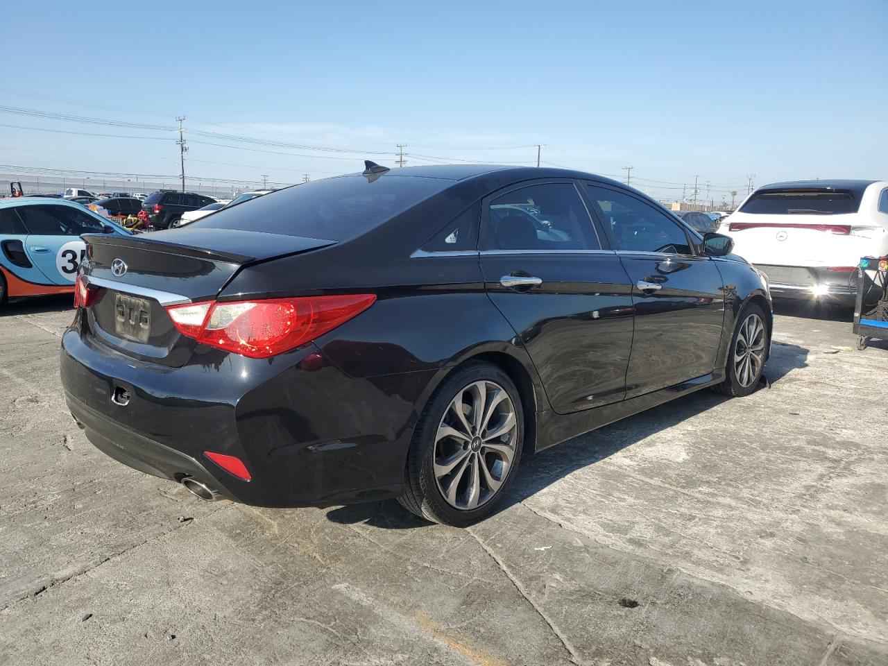 2014 Hyundai Sonata - Image 3