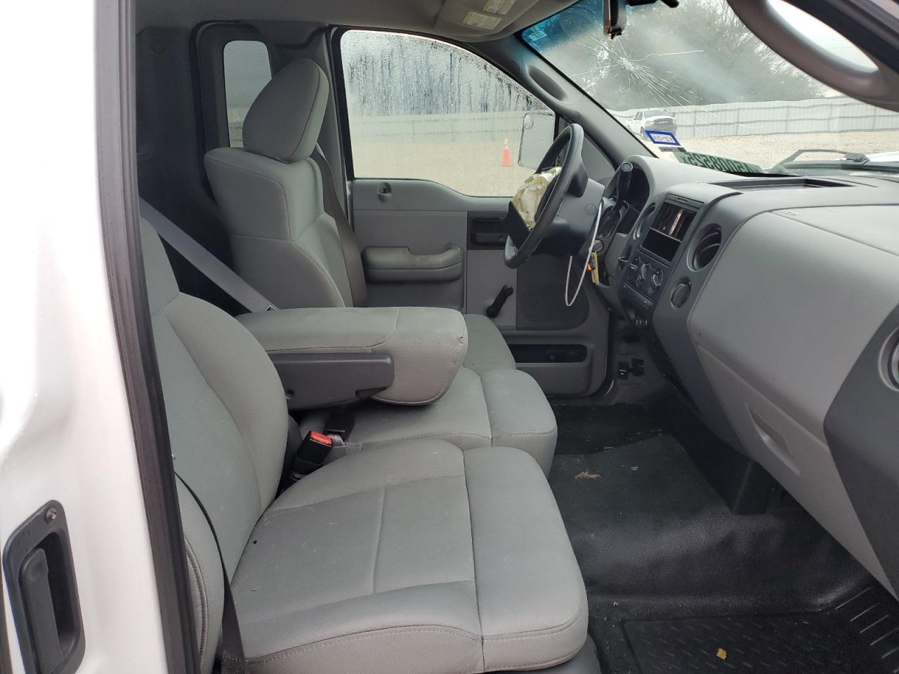 2008 Ford F-150 - Image 10