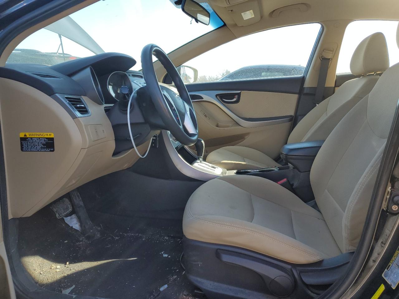 2011 Hyundai Elantra - Image 7