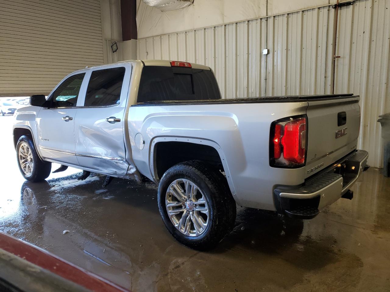 2018 GMC Sierra - Image 2