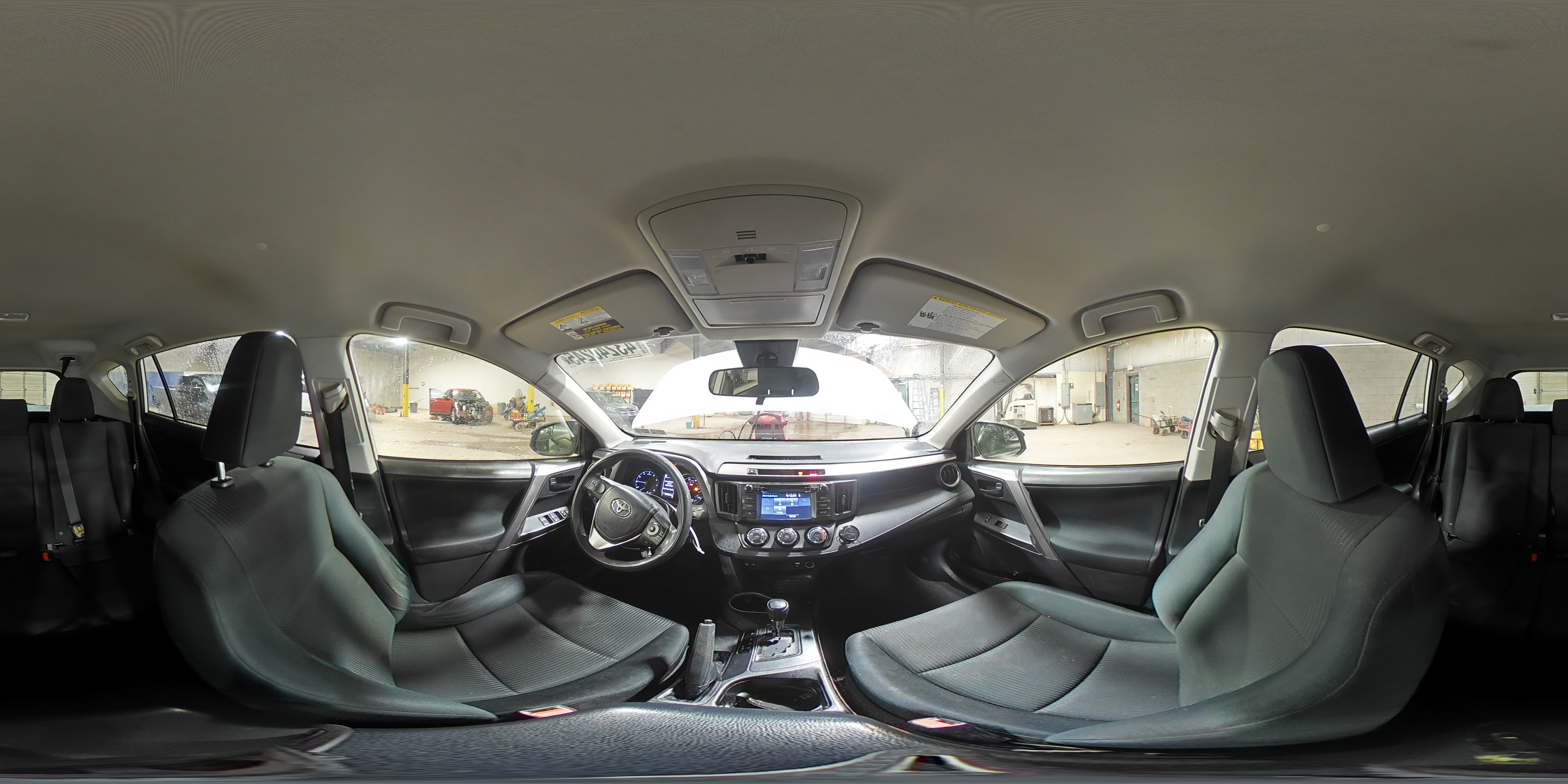 2017 Toyota RAV 4 - Image 15