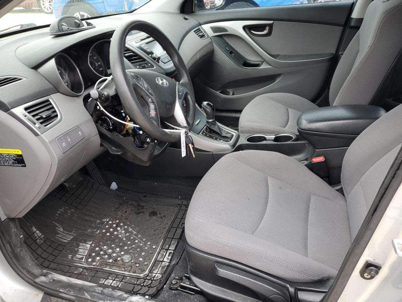 2014 Hyundai Elantra - Image 7