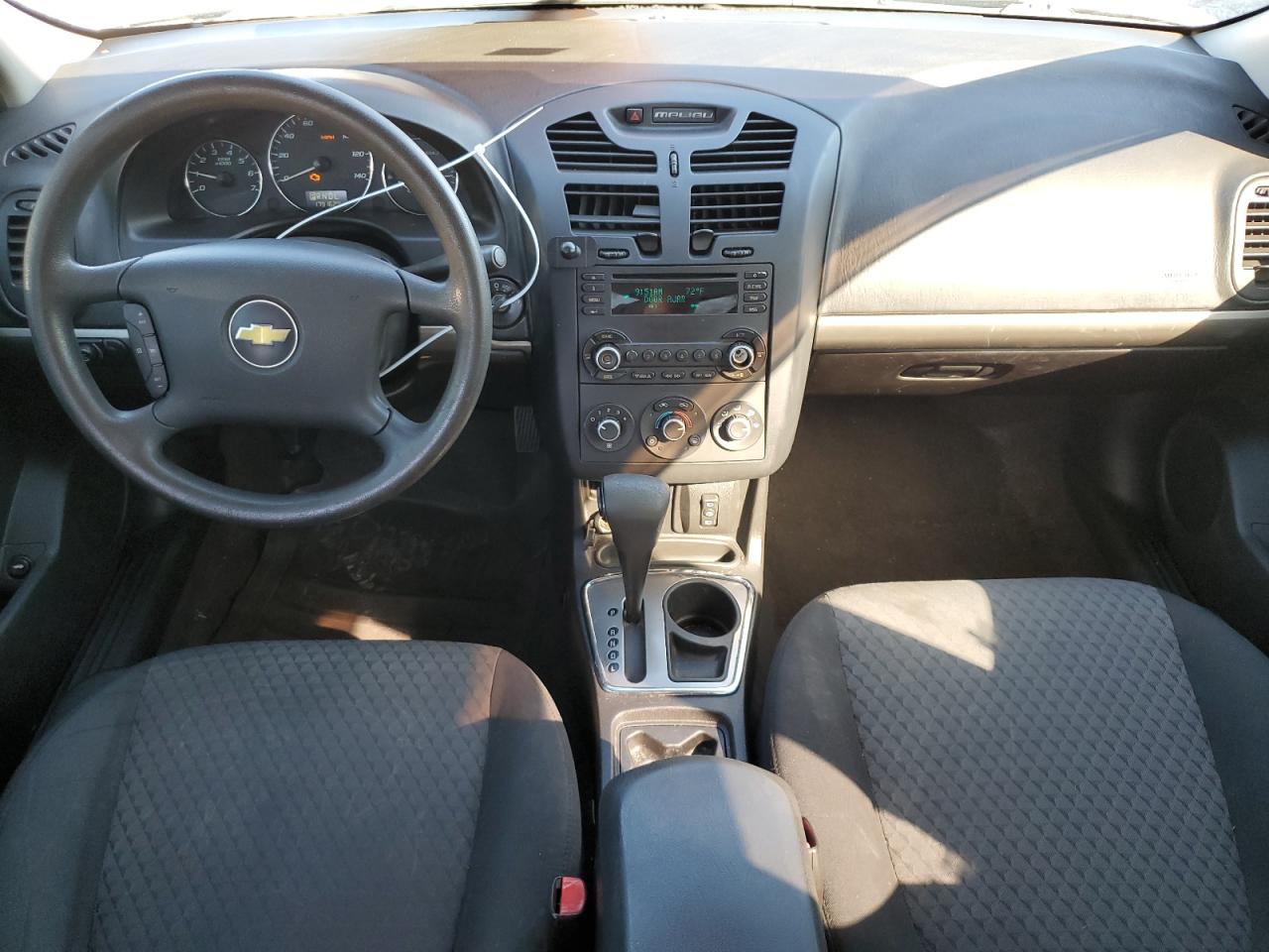 2006 Chevrolet Malibu - Image 8