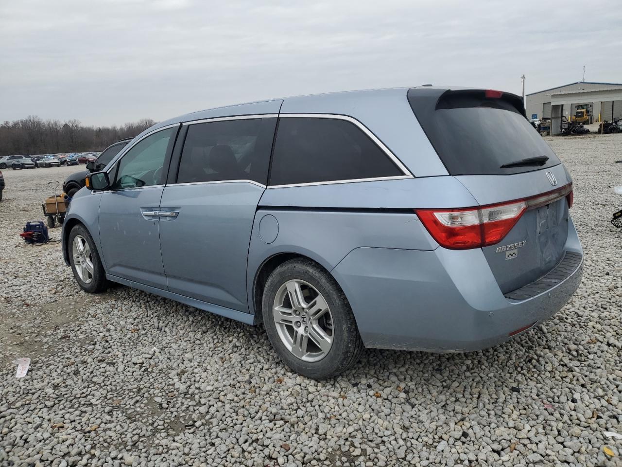 2012 Honda Odyssey - Image 2