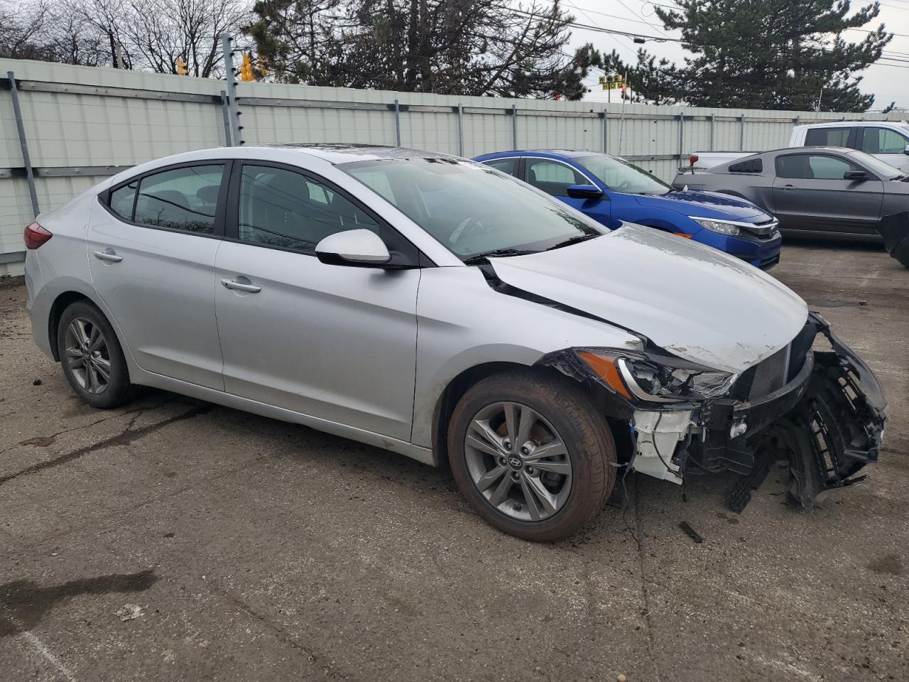 2018 Hyundai Elantra - Image 4