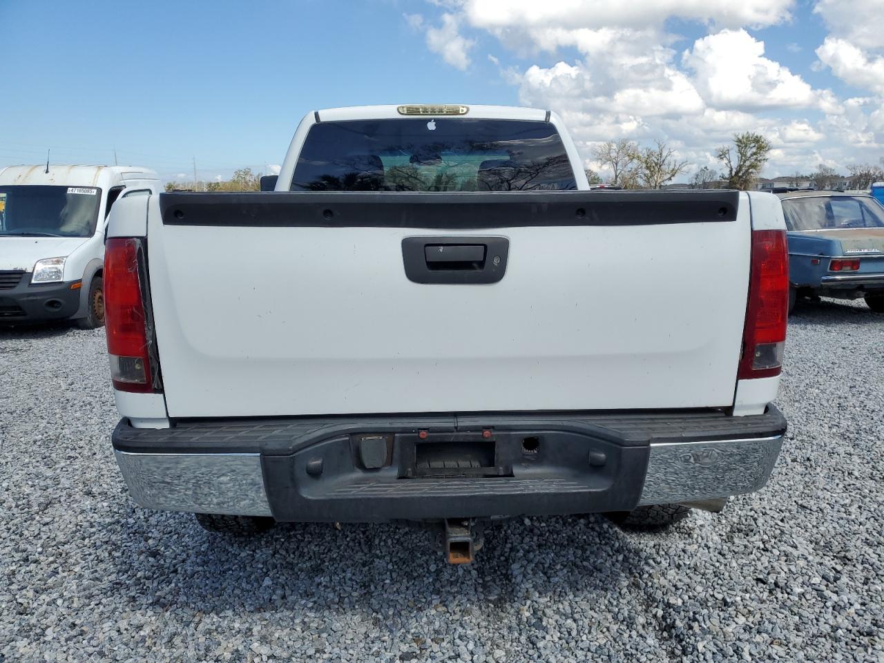 2008 GMC Sierra - Image 6