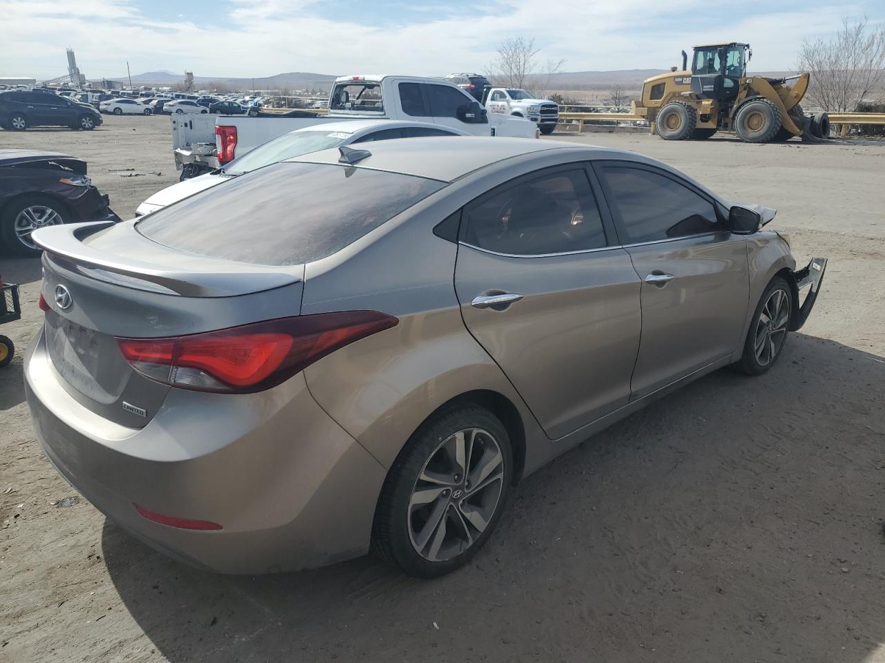2015 Hyundai Elantra - Image 3