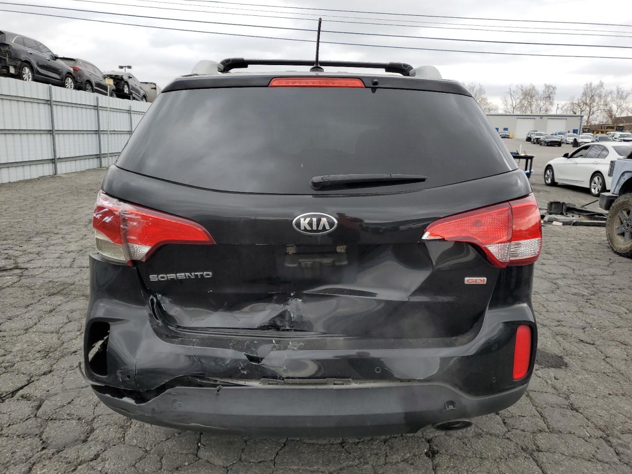 2015 Kia Sorento - Image 6