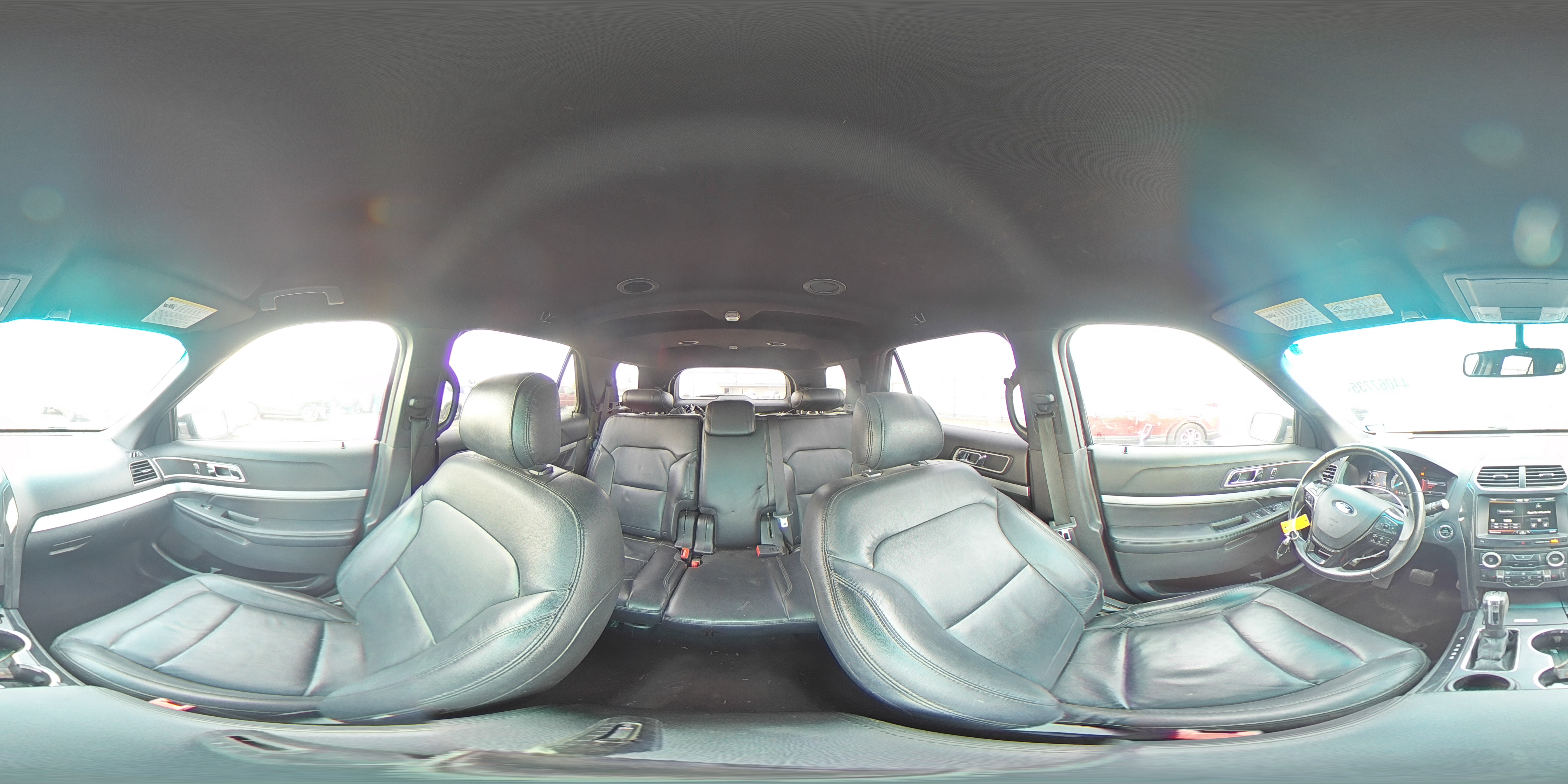 2016 Ford Explorer - Image 13