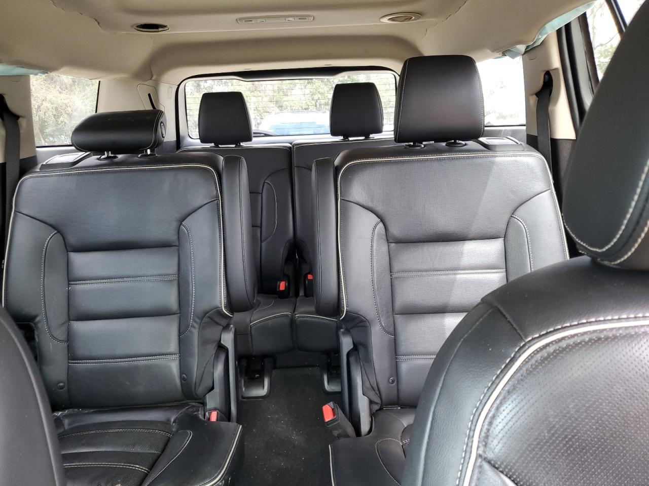2018 GMC Acadia - Image 10