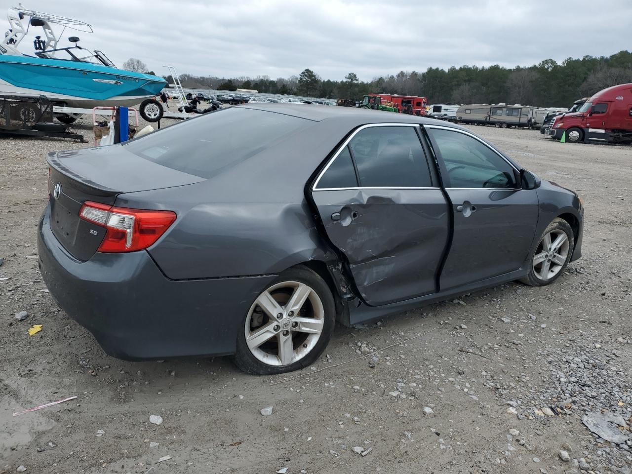 2013 Toyota Camry - Image 3