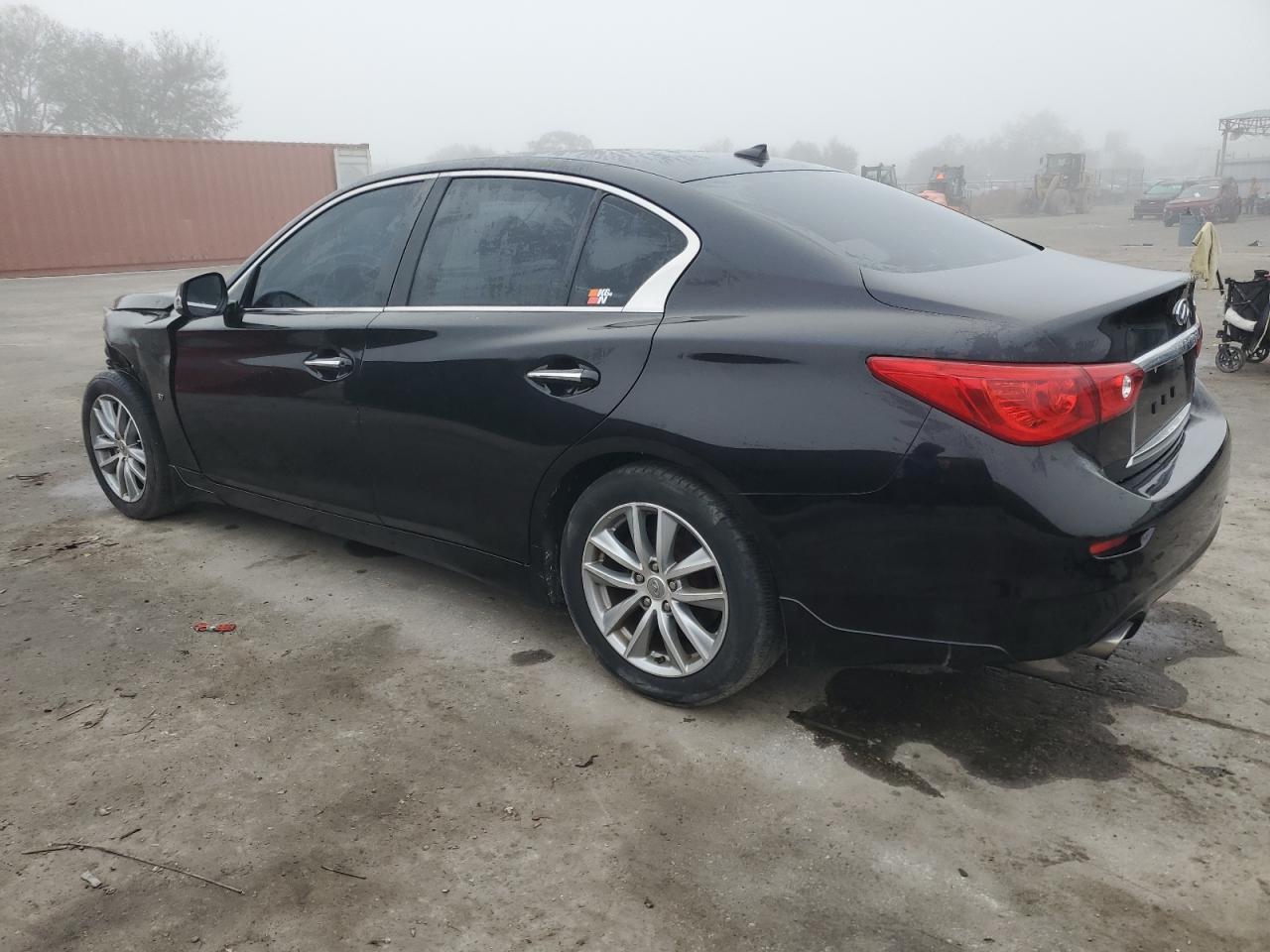 2015 Infiniti Q50 - Image 2