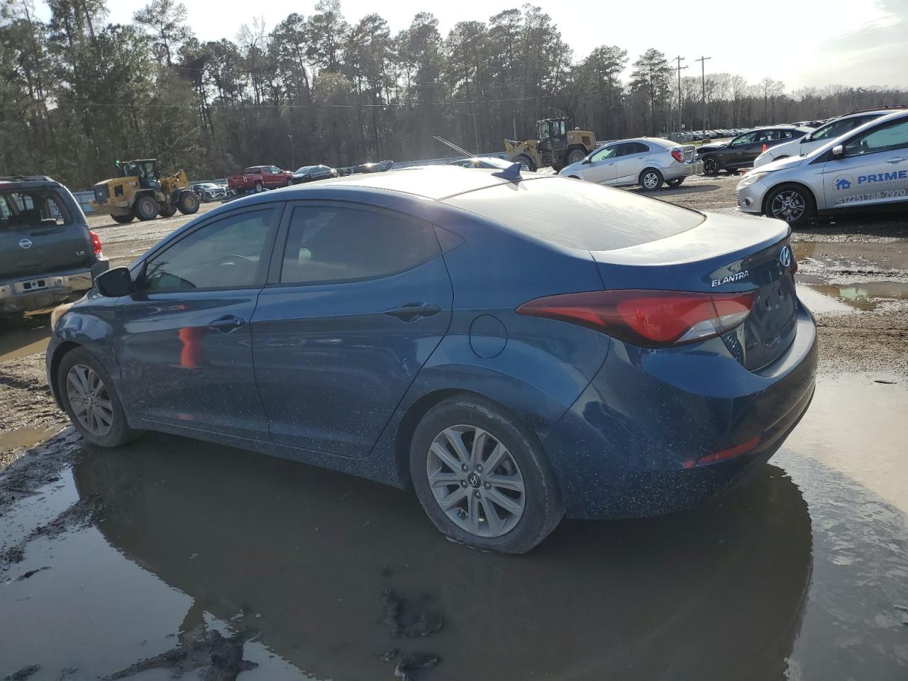 2014 Hyundai Elantra - Image 2