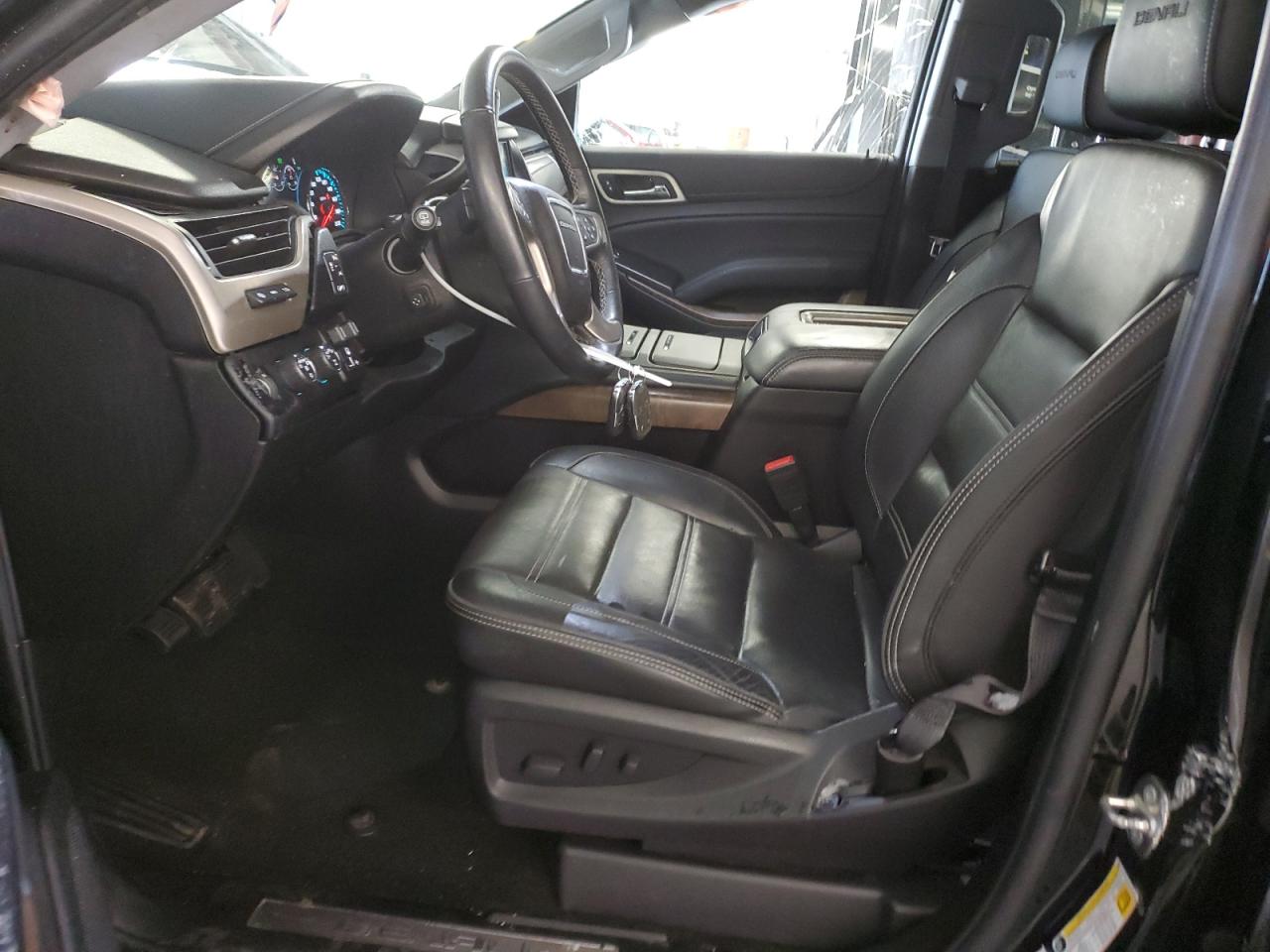 2018 GMC Yukon - Image 7