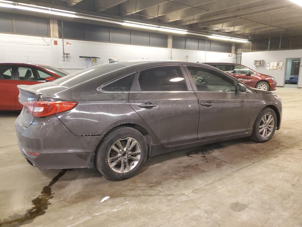 2017 Hyundai Sonata - Image 3