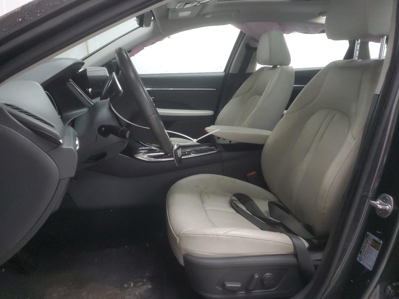 2023 Hyundai Sonata - Image 7