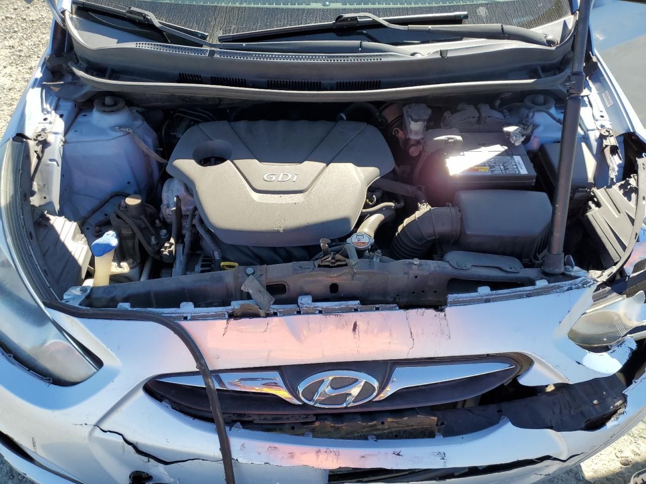 2013 Hyundai Accent - Image 12
