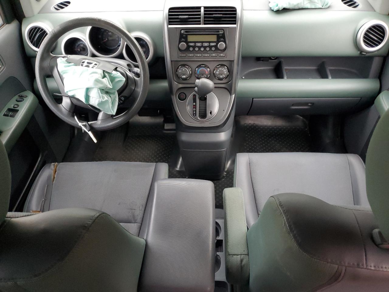 2004 Honda Element - Image 8