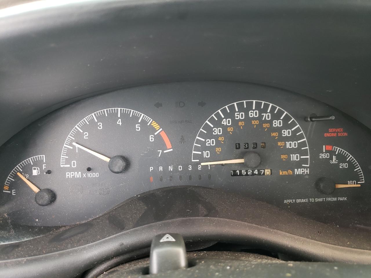 2002 Pontiac Grand Prix - Image 9