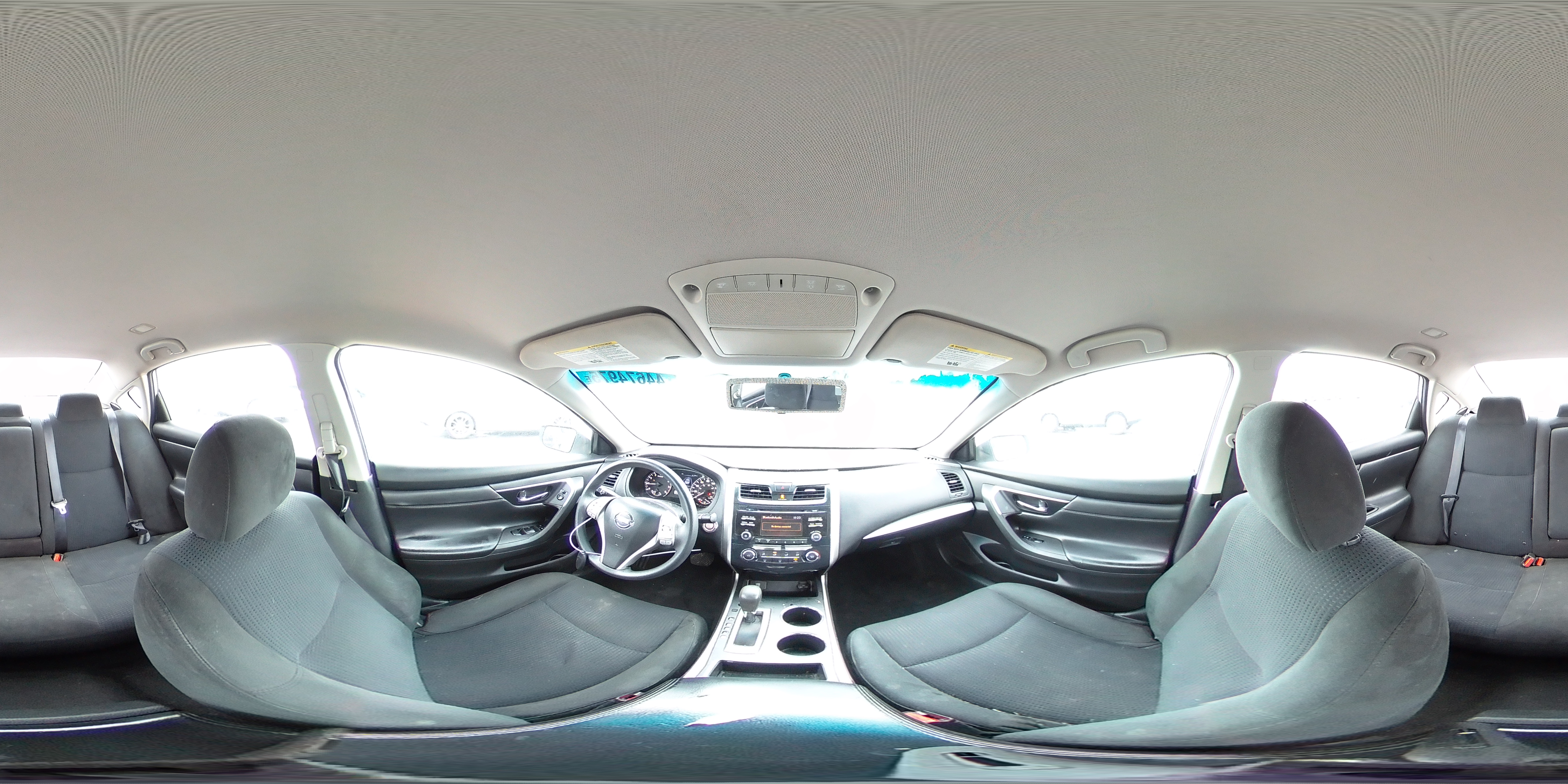 2015 Nissan Altima - Image 13
