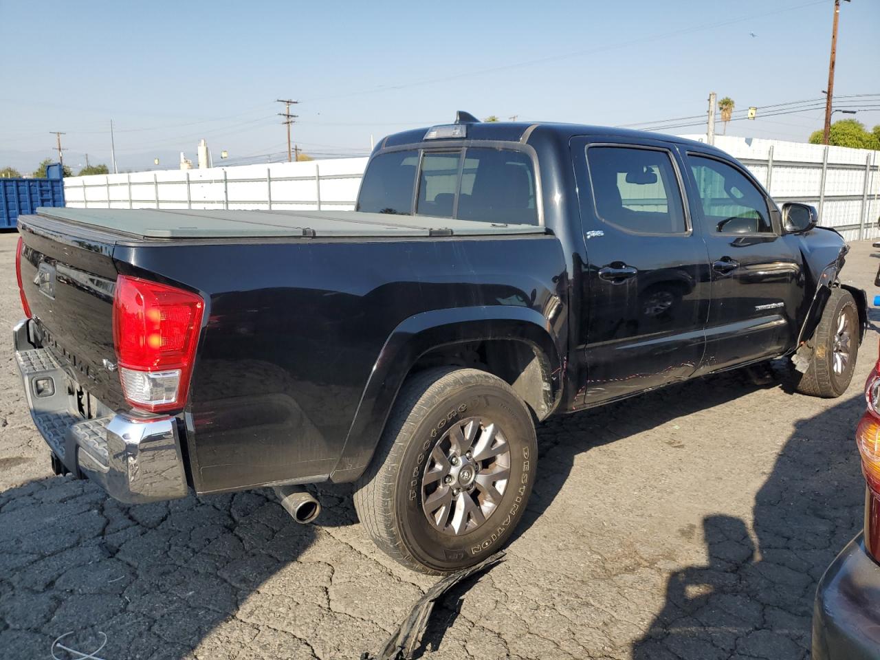 2017 Toyota Tacoma - Image 3