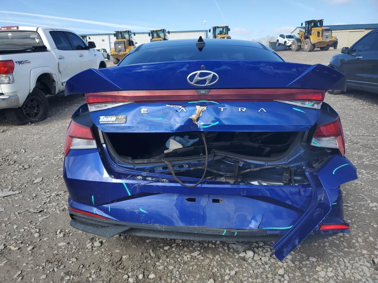 2021 Hyundai Elantra - Image 6