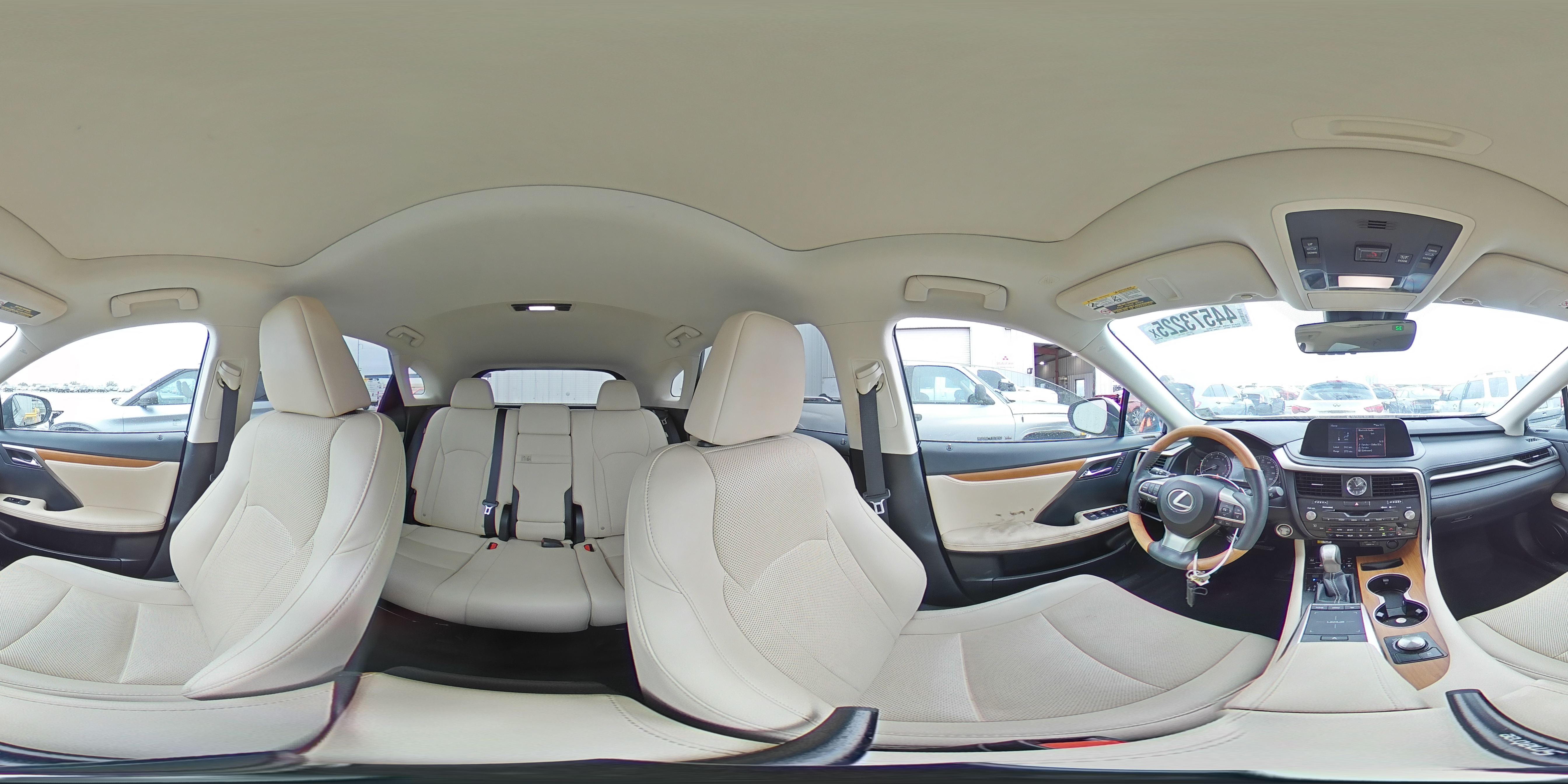 2022 Lexus RX - Image 15