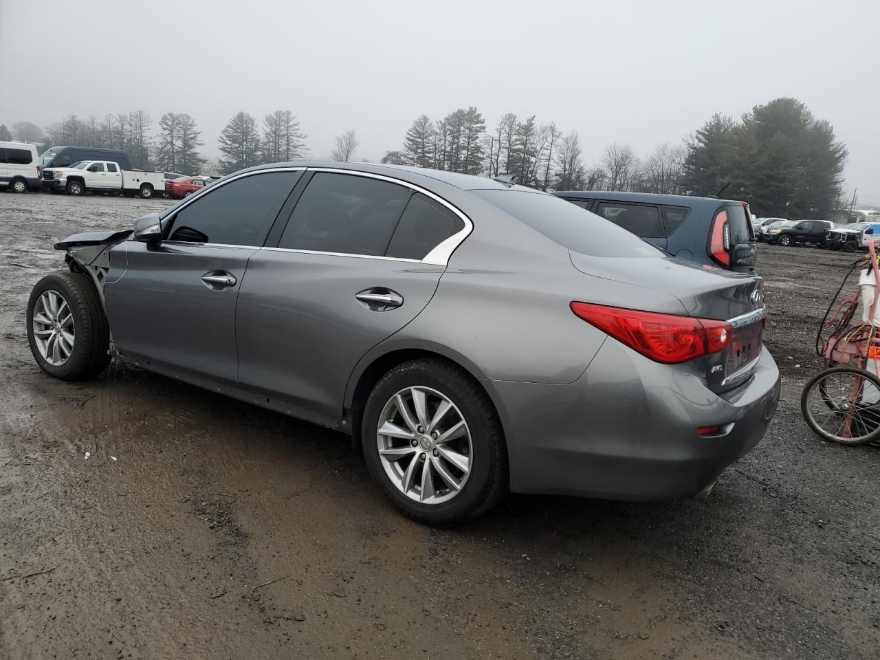 2015 Infiniti Q50 - Image 2