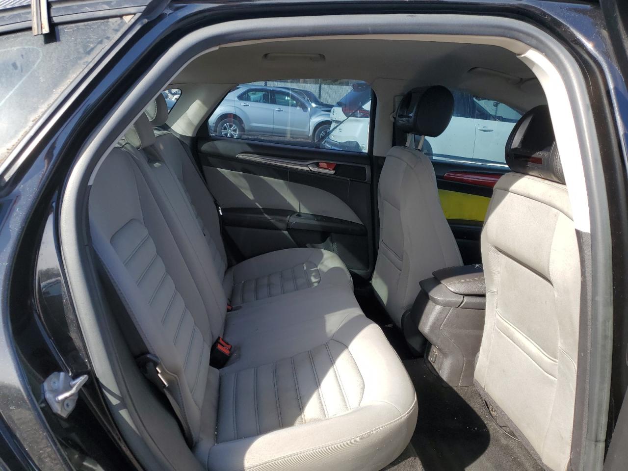 2013 Ford Fusion - Image 10