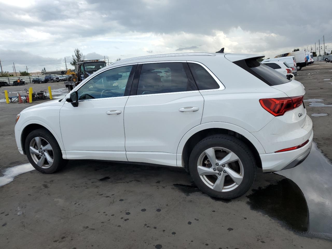 2020 Audi Q3 - Image 2